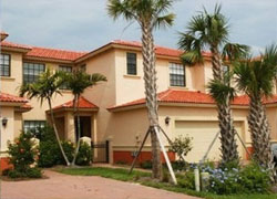 $240,000 15626 Summit Place Cir,
Naples, FL 34119
3 beds 3 baths 1,667 sqft